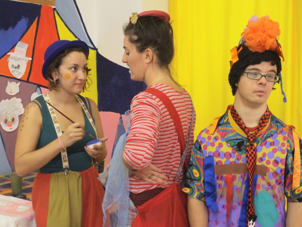 i clown al trucco